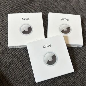 Apple Airtag 4 for $80